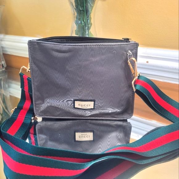 Gucci - Picture 8 of 9